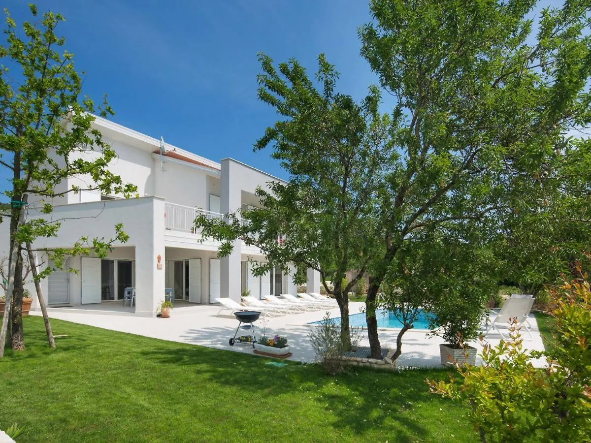 Villa Chiara By Interhome Diminići
