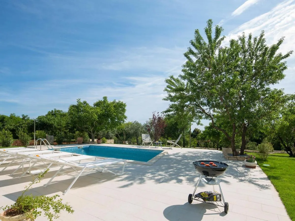 Villa Chiara By Interhome Diminići Croatie